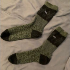 2 pairs of matching sorel wool socks